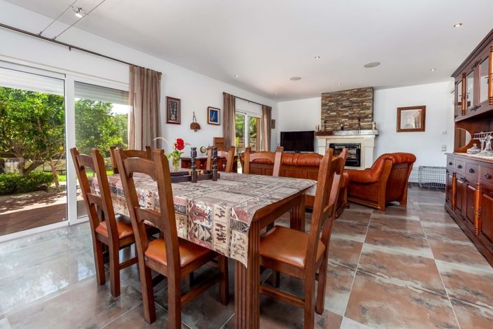 Image No.19-4 Bed Villa for sale