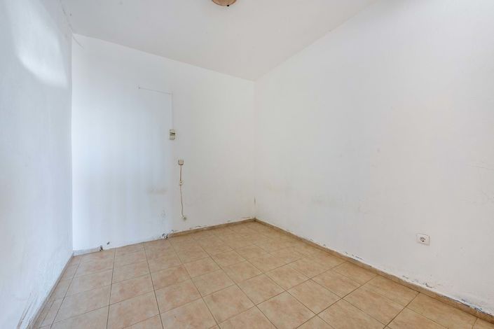 Image No.23-3 Bed Apartment for sale