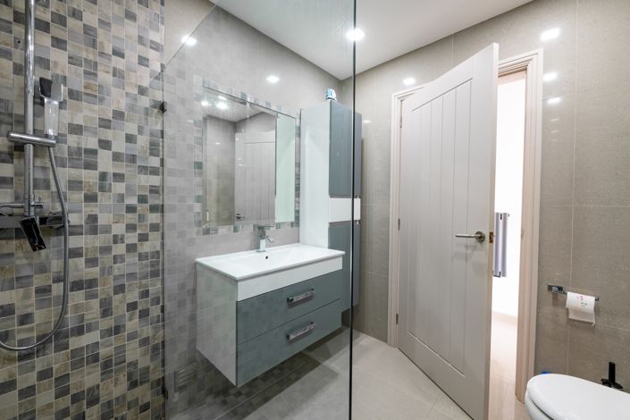 Image No.15-2 Bed Townhouse for sale