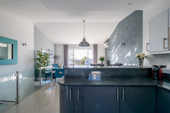 Image No.6-2 Bed Townhouse for sale