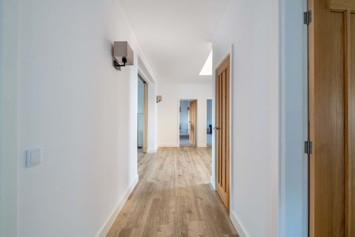 Image No.18-5 Bed Villa for sale