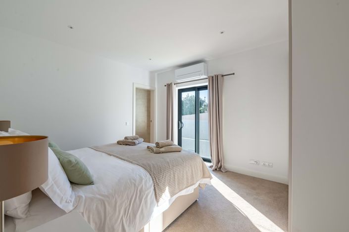 Image No.31-5 Bed Villa for sale