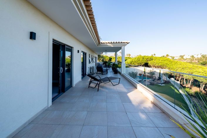 Image No.34-5 Bed Villa for sale