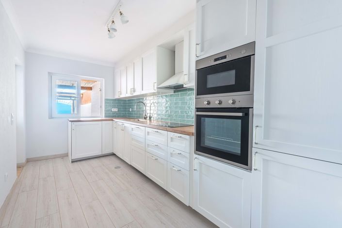 Image No.6-3 Bed Townhouse for sale