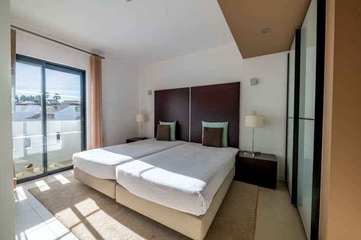 Image No.11-3 Bed Apartment for sale