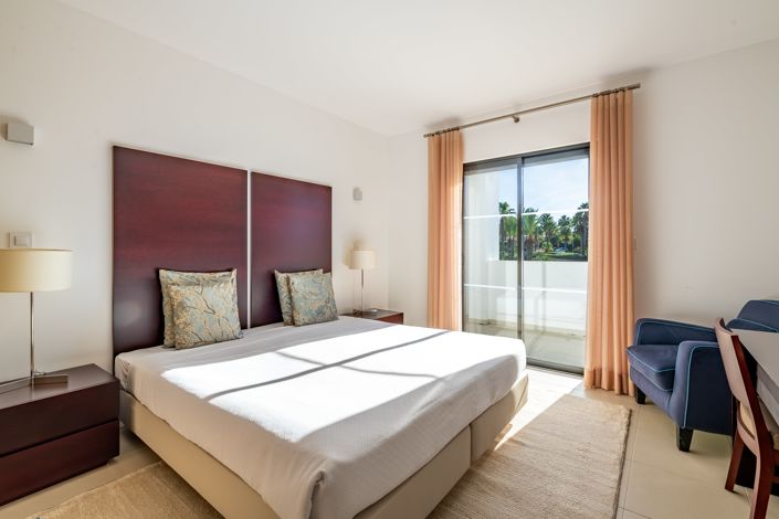 Image No.16-3 Bed Apartment for sale