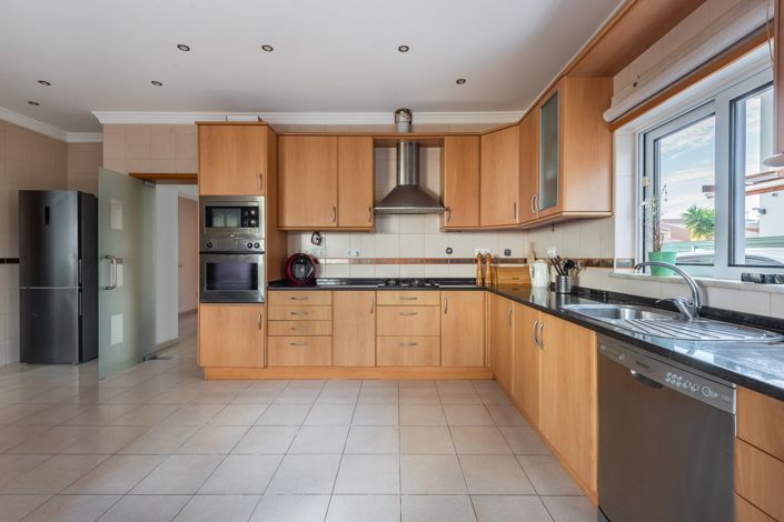 Image No.11-4 Bed Villa for sale