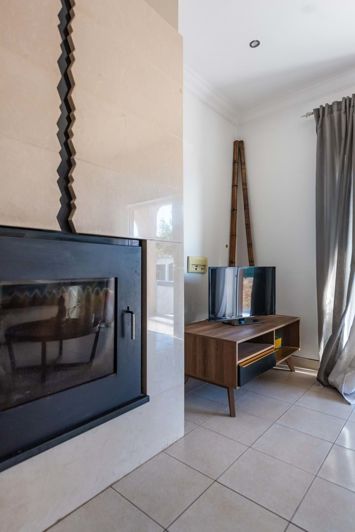 Image No.8-4 Bed Villa for sale