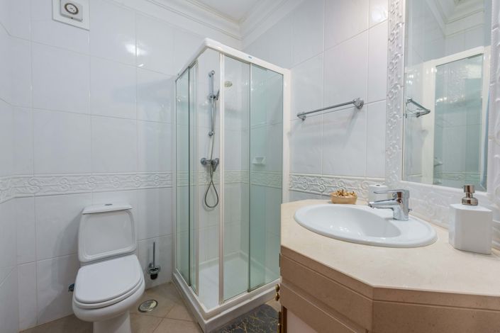 Image No.12-2 Bed Apartment for sale