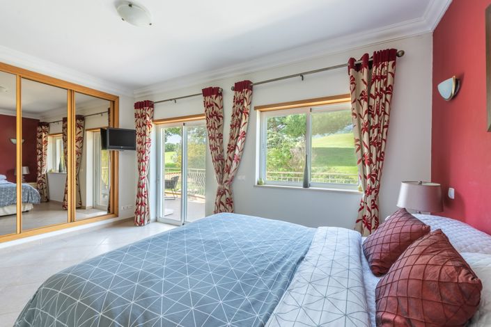 Image No.15-2 Bed Apartment for sale