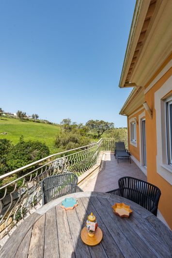 Image No.19-2 Bed Apartment for sale