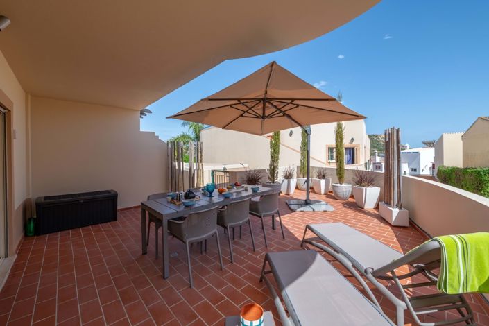 Image No.15-3 Bed Townhouse for sale