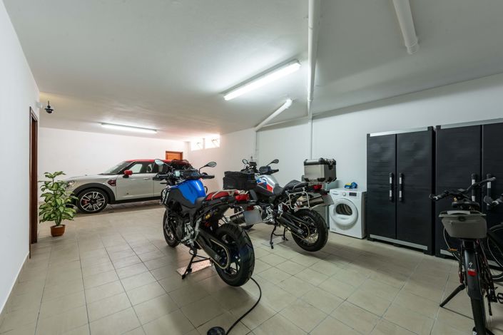 Image No.36-3 Bed Townhouse for sale