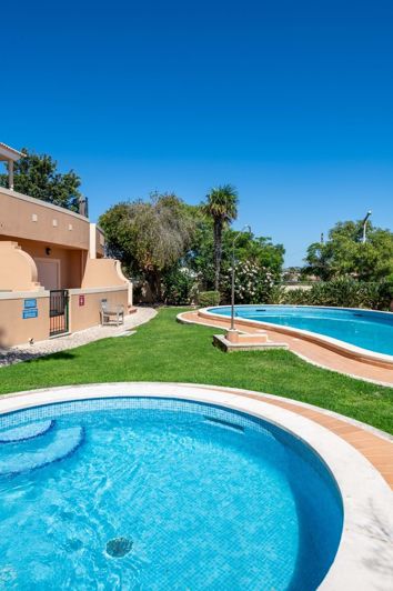 Image No.38-3 Bed Townhouse for sale