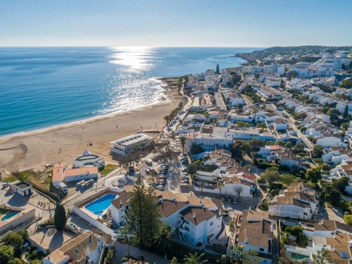 Image No.45-3 Bed Townhouse for sale