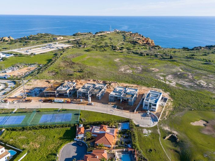 Image No.2-Villa de 4 chambres à vendre à Lagos