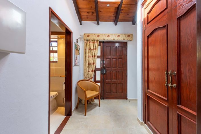 Image No.10-2 Bed Villa for sale