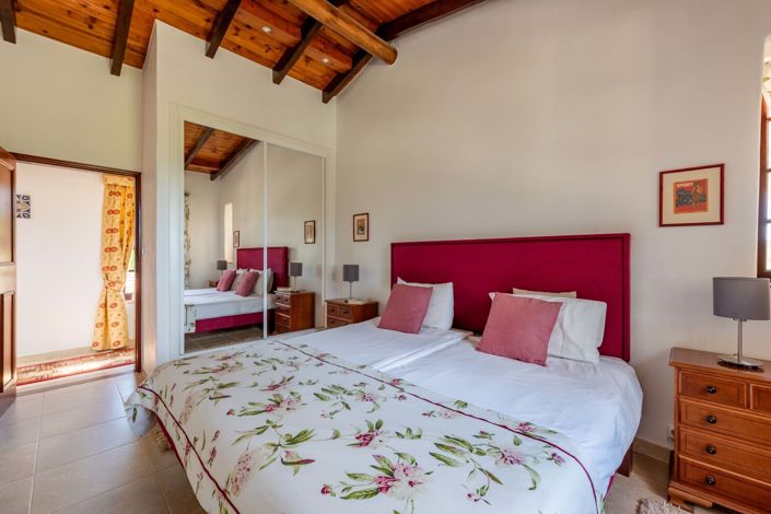 Image No.13-2 Bed Villa for sale