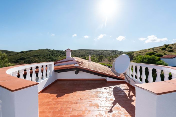 Image No.27-2 Bed Villa for sale