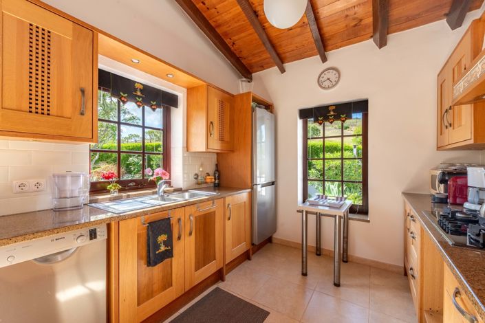 Image No.6-2 Bed Villa for sale