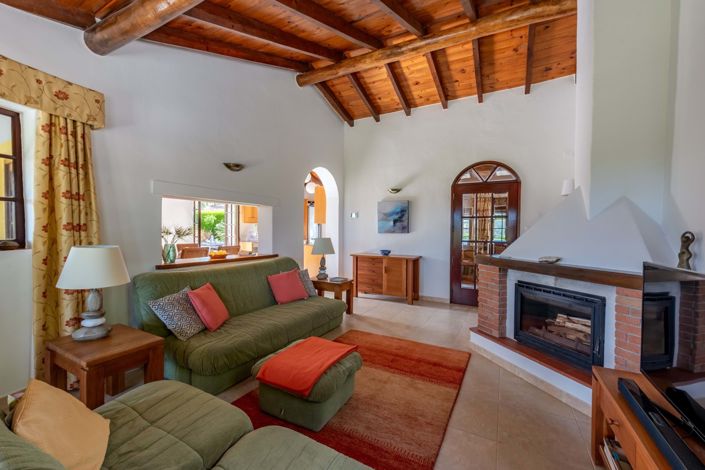 Image No.8-2 Bed Villa for sale