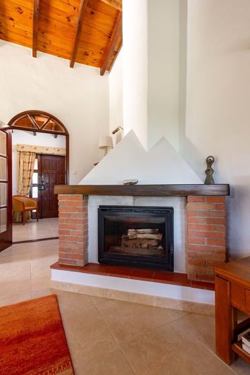 Image No.9-2 Bed Villa for sale