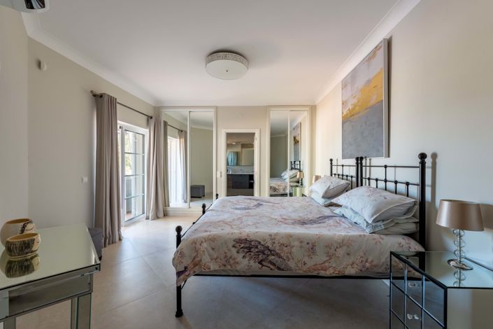 Image No.22-6 Bed Villa for sale