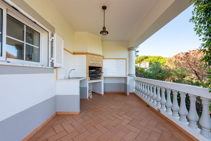 Image No.38-6 Bed Villa for sale