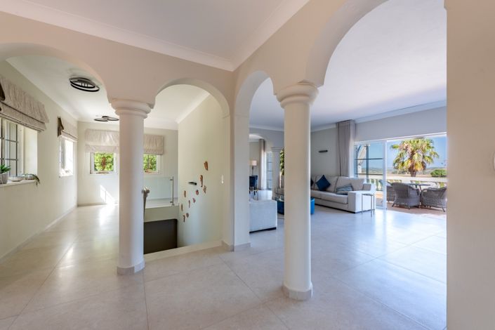 Image No.4-6 Bed Villa for sale