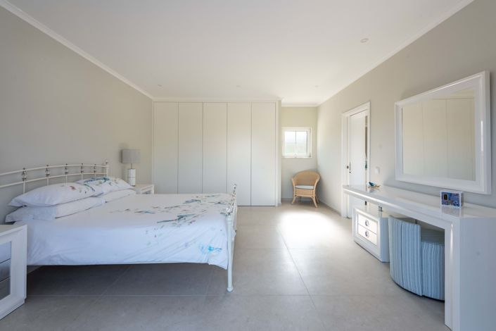 Image No.9-6 Bed Villa for sale