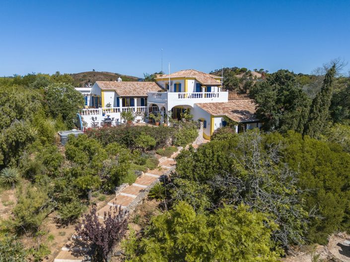 Image No.2-6 Bed Villa for sale