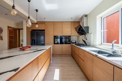 23-4512-78d1f4f8b6655591b02d22fabb36a692d73cc