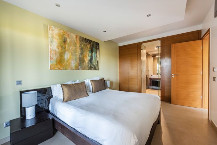 Image No.12-2 Bed Apartment for sale