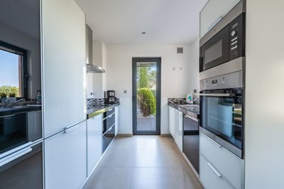 23-4518-78d1f4f8b6655591b02d22fabb36a692d73cc