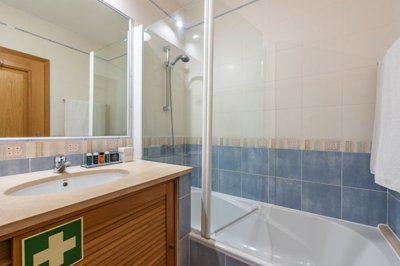 23-4526-78d1f4f8b6655591b02d22fabb36a692d73cc