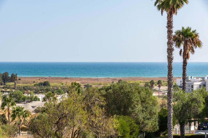 Image No.19-2 Bed Apartment for sale