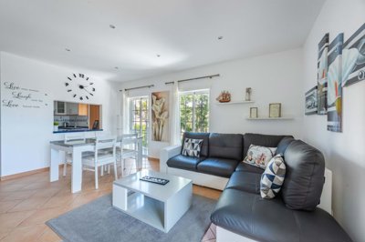 23-4523-78d1f4f8b6655591b02d22fabb36a692d73cc