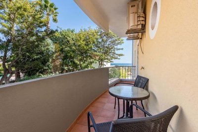 23-4523-78d1f4f8b6655591b02d22fabb36a692d73cc