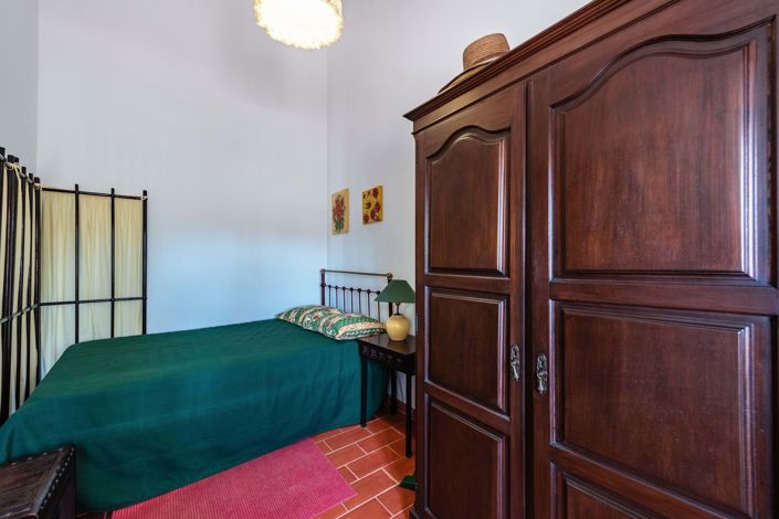 Image No.10-4 Bed Villa for sale