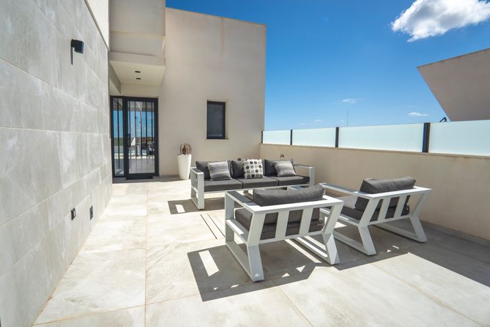 Image No.50-5 Bed Villa for sale