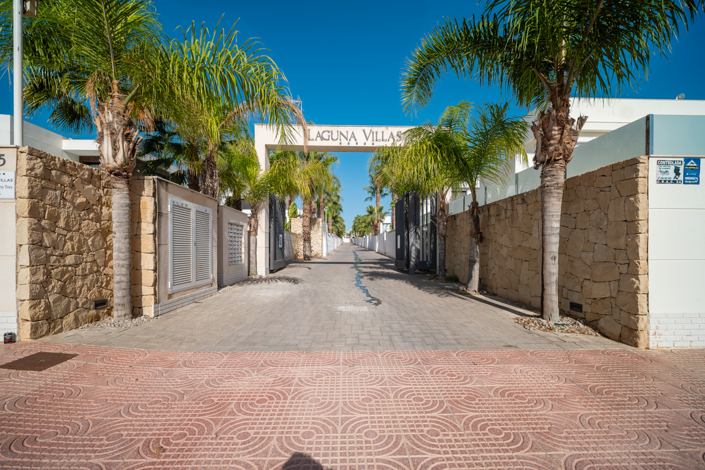 Image No.28-3 Bed Villa for sale