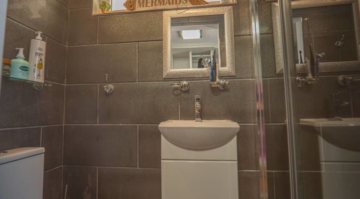 Image No.11-6 Bed Villa for sale