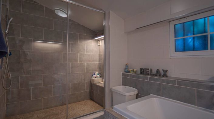 Image No.21-6 Bed Villa for sale