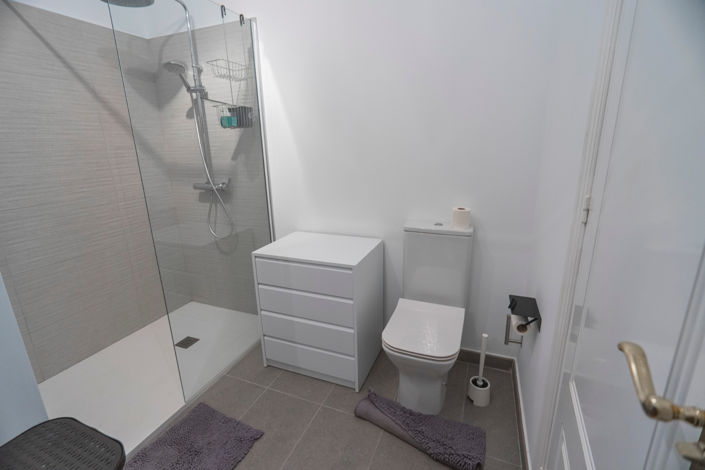 Image No.11-2 Bed Townhouse for sale