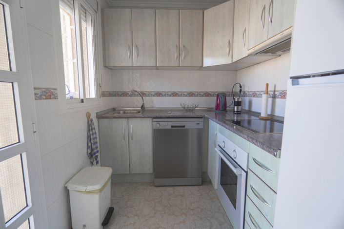 Image No.7-2 Bed Townhouse for sale