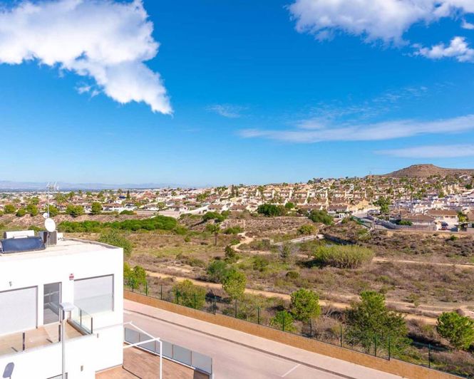 Image No.4-4 Bed Villa for sale