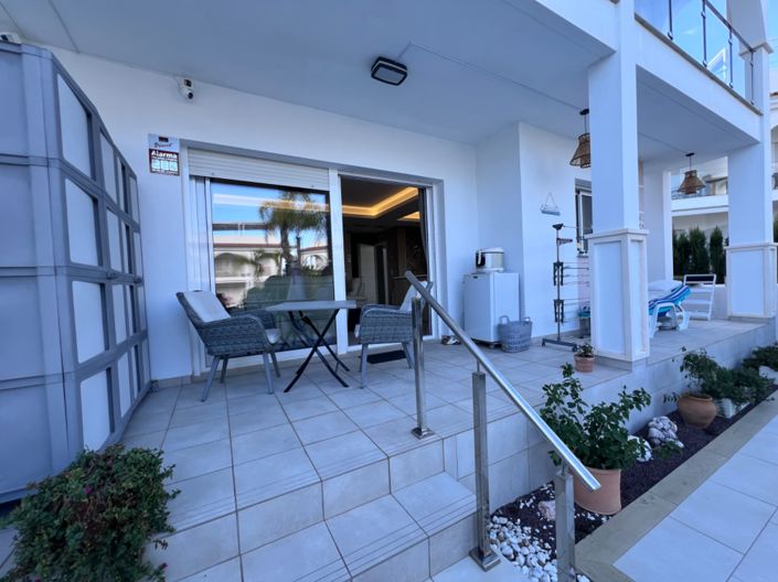 Image No.17-2 Bed Apartment for sale