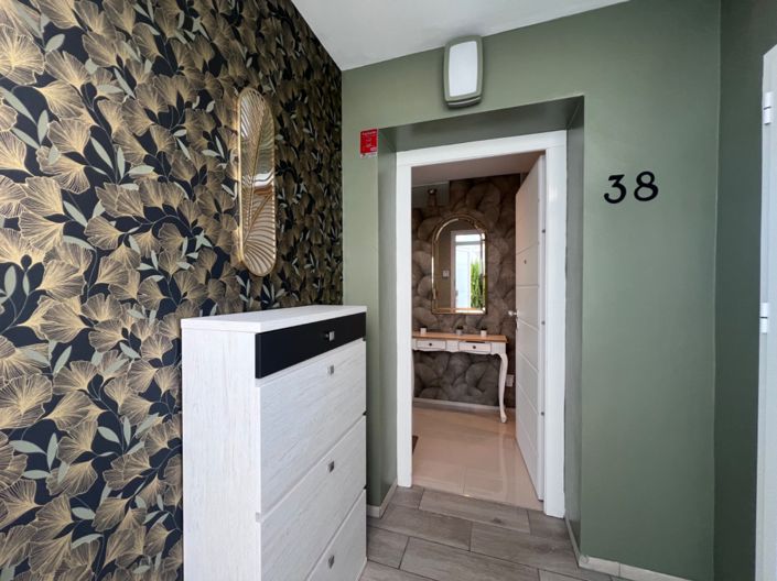 Image No.19-2 Bed Apartment for sale