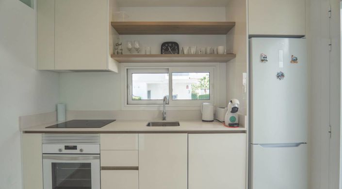 Image No.10-2 Bed House for sale