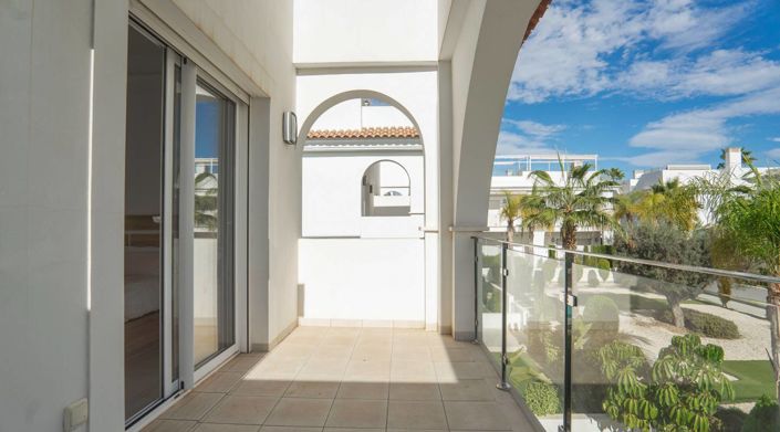 Image No.29-2 Bed House for sale